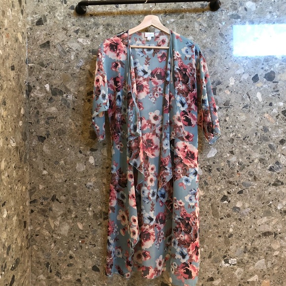 Blue and Pink Floral Open Sweater - Picture 2 of 8